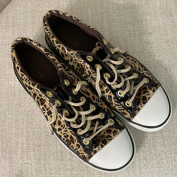 Coach sneakers. Leopard print size 71/2 - Picture 3 of 3